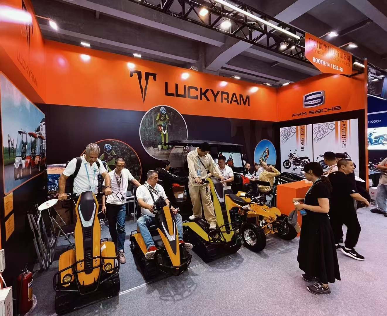 Luckyram Atvs chytí oči zahraničních kupujících na 136. kantonském veletrhu